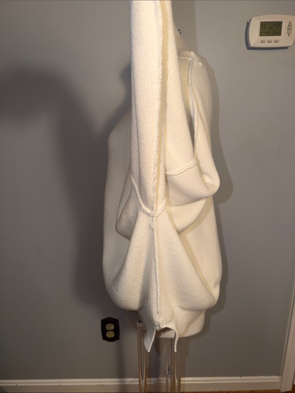 Free People Ladies Easy Street Tunic Sweater in Painted White. Medium. Oversized - Picture 9 of 15